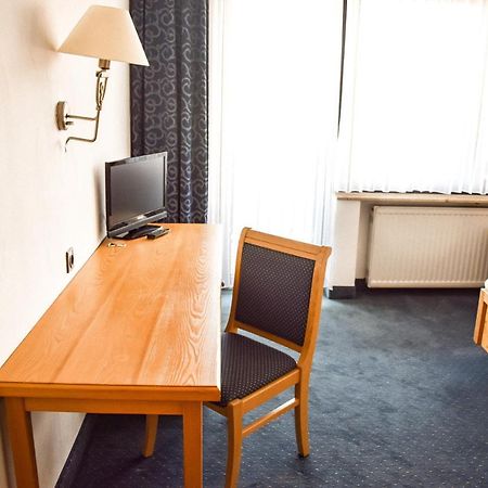 Hotel Bergwiesen - Zimmer Mit Balkon Oder Terasse Lohr Buitenkant foto