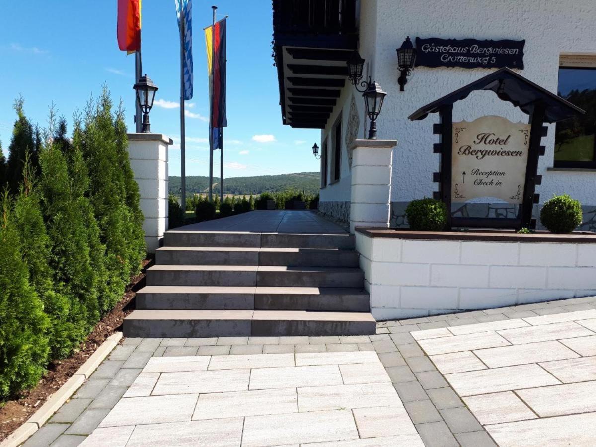Hotel Bergwiesen - Zimmer Mit Balkon Oder Terasse Lohr Buitenkant foto