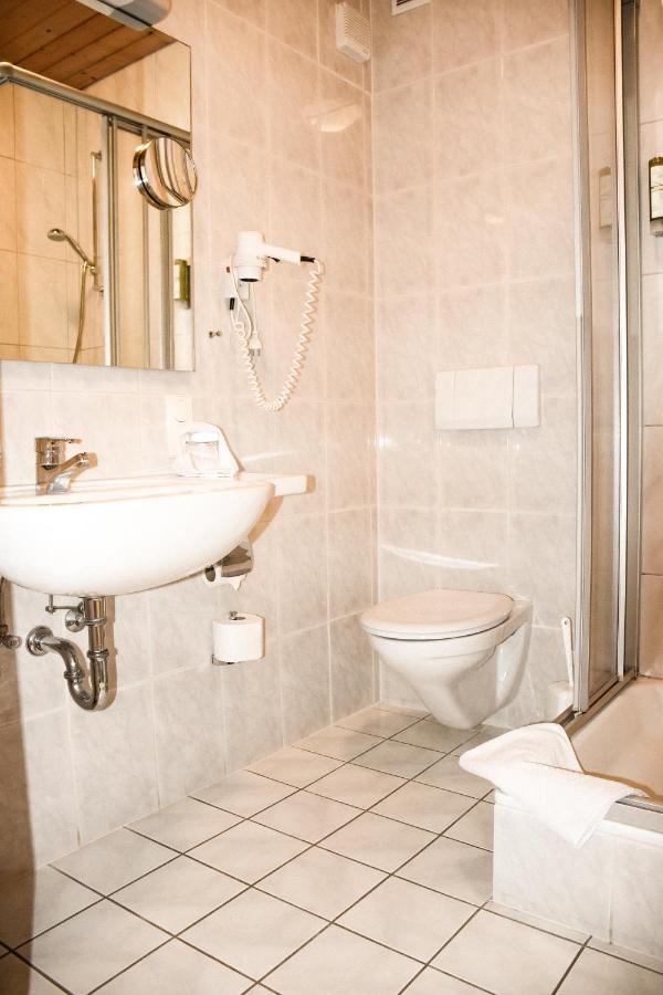Hotel Bergwiesen - Zimmer Mit Balkon Oder Terasse Lohr Buitenkant foto