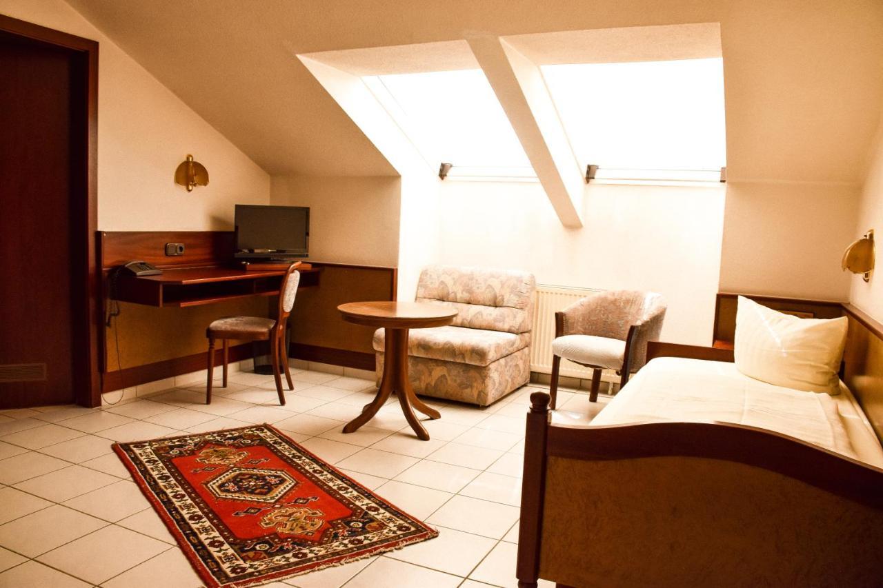 Hotel Bergwiesen - Zimmer Mit Balkon Oder Terasse Lohr Buitenkant foto